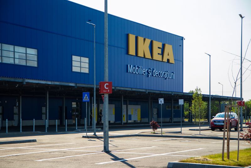 Schrack Seconet protects the newest IKEA store in Romania through a complex system of fire detection and voice evacuation for emergencies.